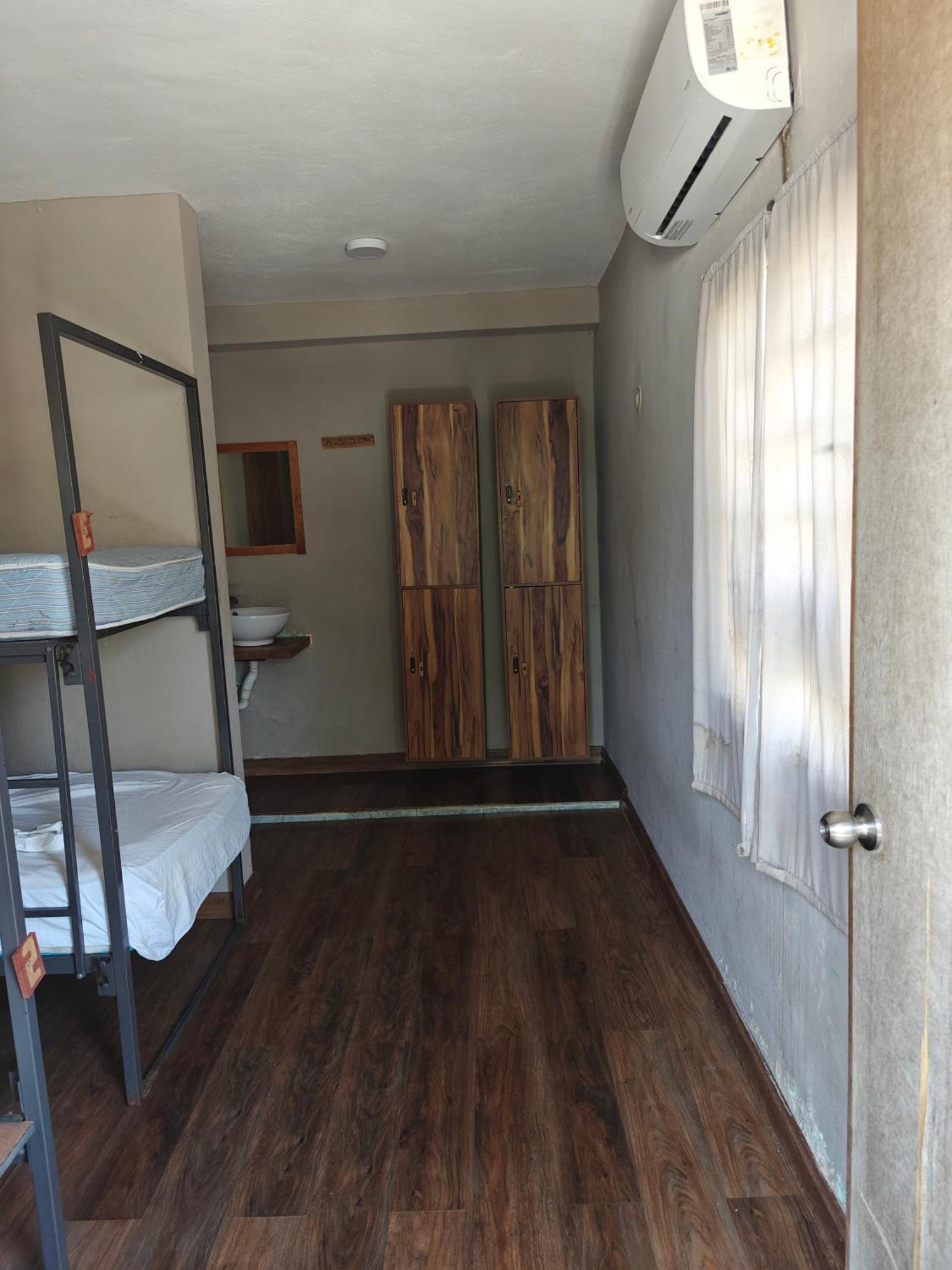 Casa Varuna Hostal